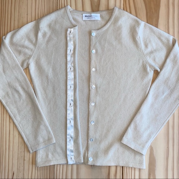 Johnston’s Cashmere Made In Scotland Sweater - Picture 8 of 8